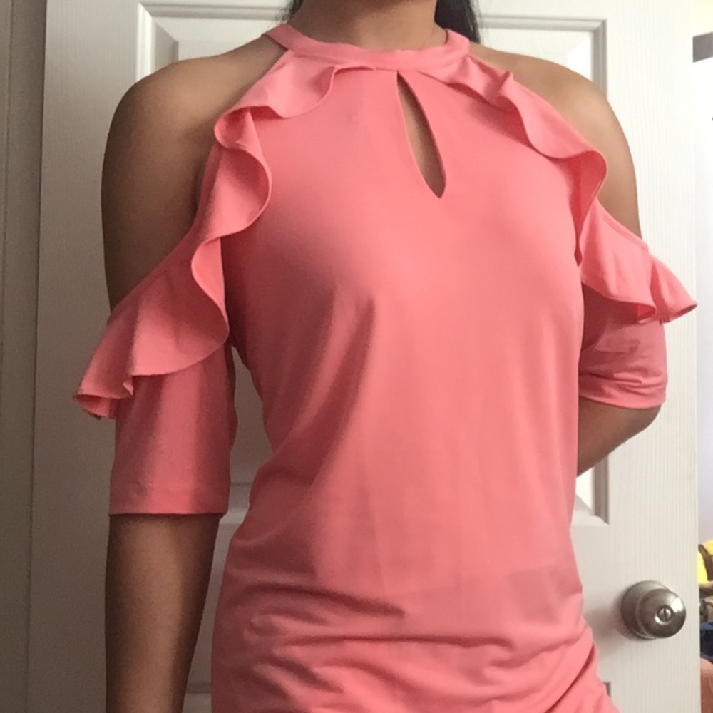 ECI New York coral cold shoulder blouse